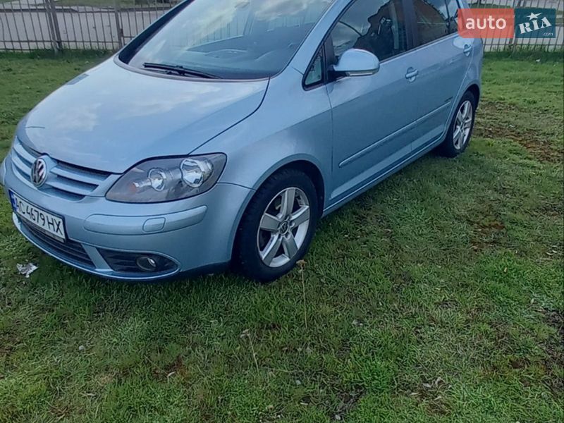 Хэтчбек Volkswagen Golf Plus 2008 в Сумах