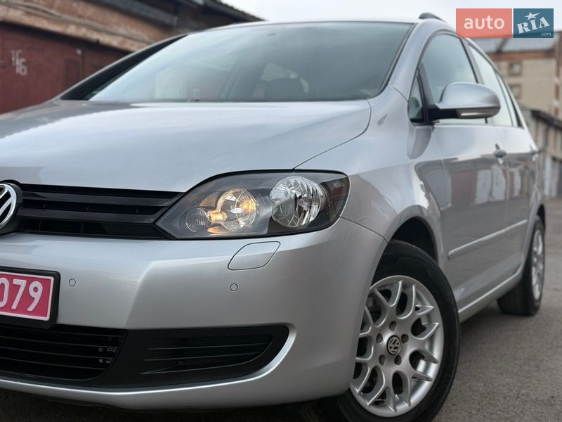 Хэтчбек Volkswagen Golf Plus 2010 в Христиновке