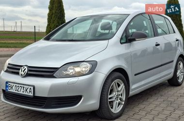Хэтчбек Volkswagen Golf Plus 2010 в Ровно
