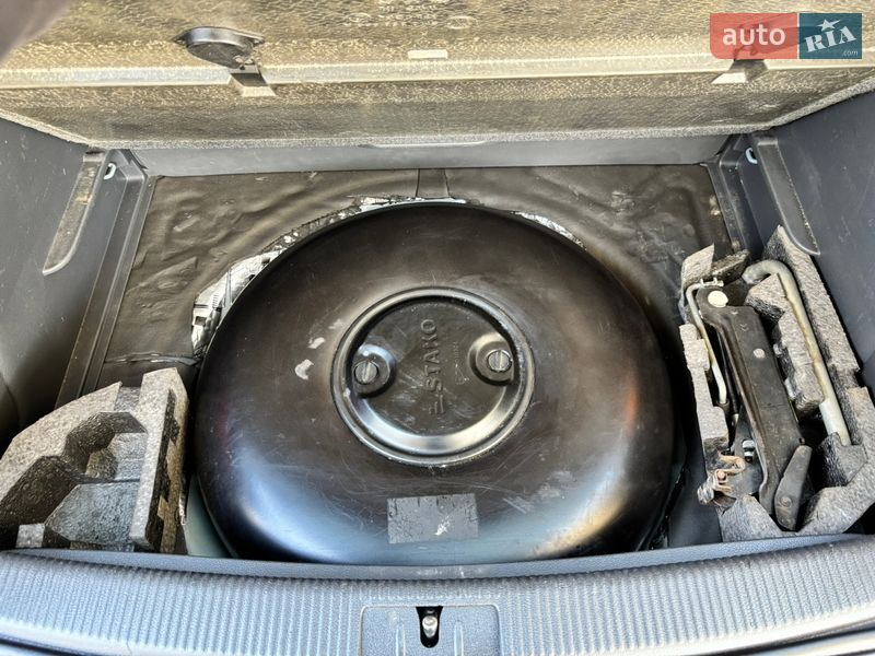 Хэтчбек Volkswagen Golf Plus 2006 в Миргороде