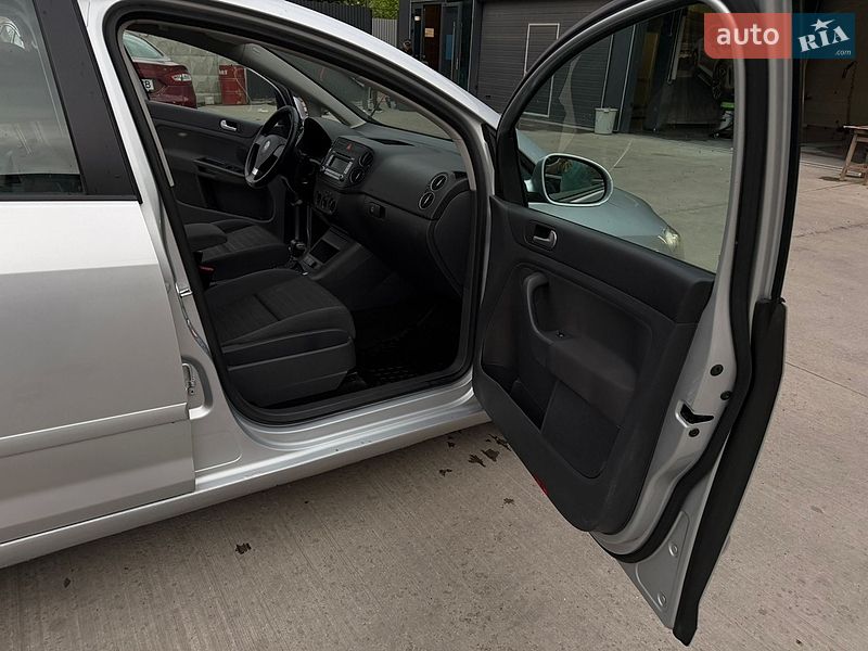 Хэтчбек Volkswagen Golf Plus 2007 в Киеве фото 12 Хэтчбек Volkswagen Golf Plus 2007 в Киеве