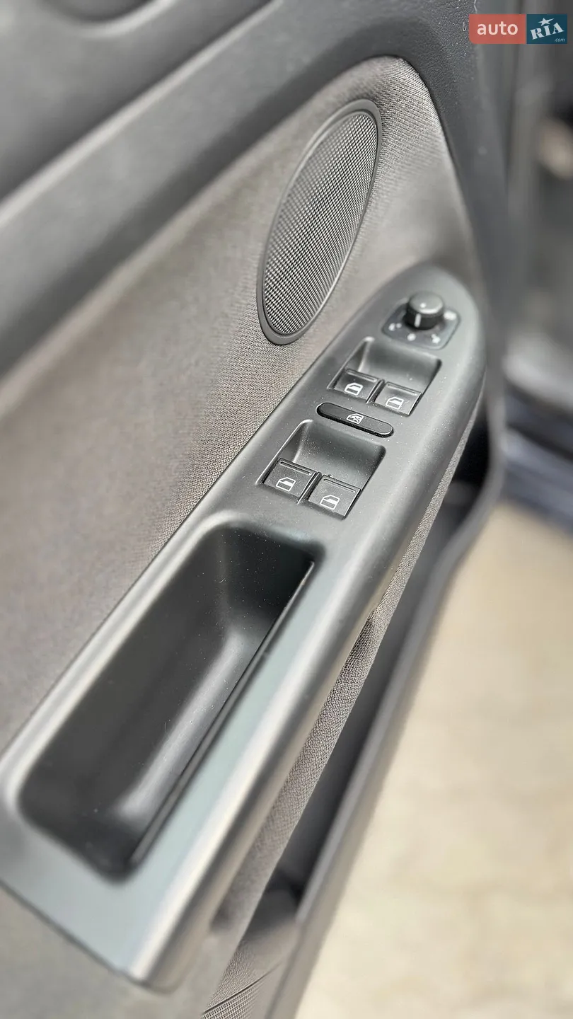 2010 Volkswagen Golf Plus - мініатюра 20