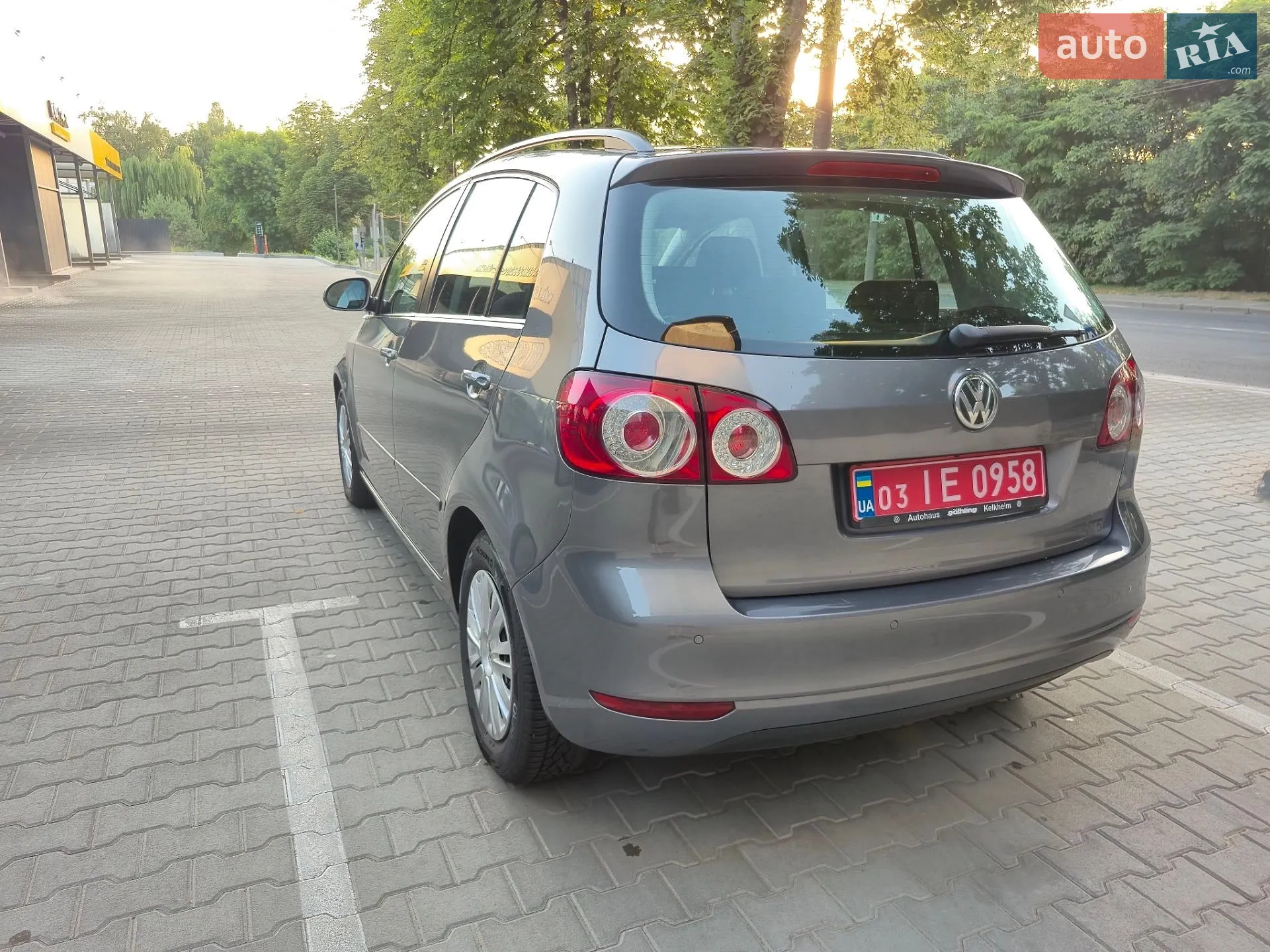 2010 Volkswagen Golf Plus - мініатюра 12