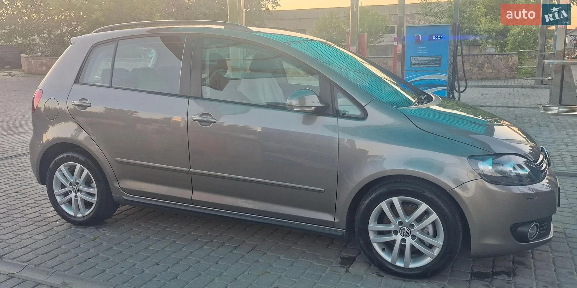 2010 Volkswagen Golf Plus - фото 1