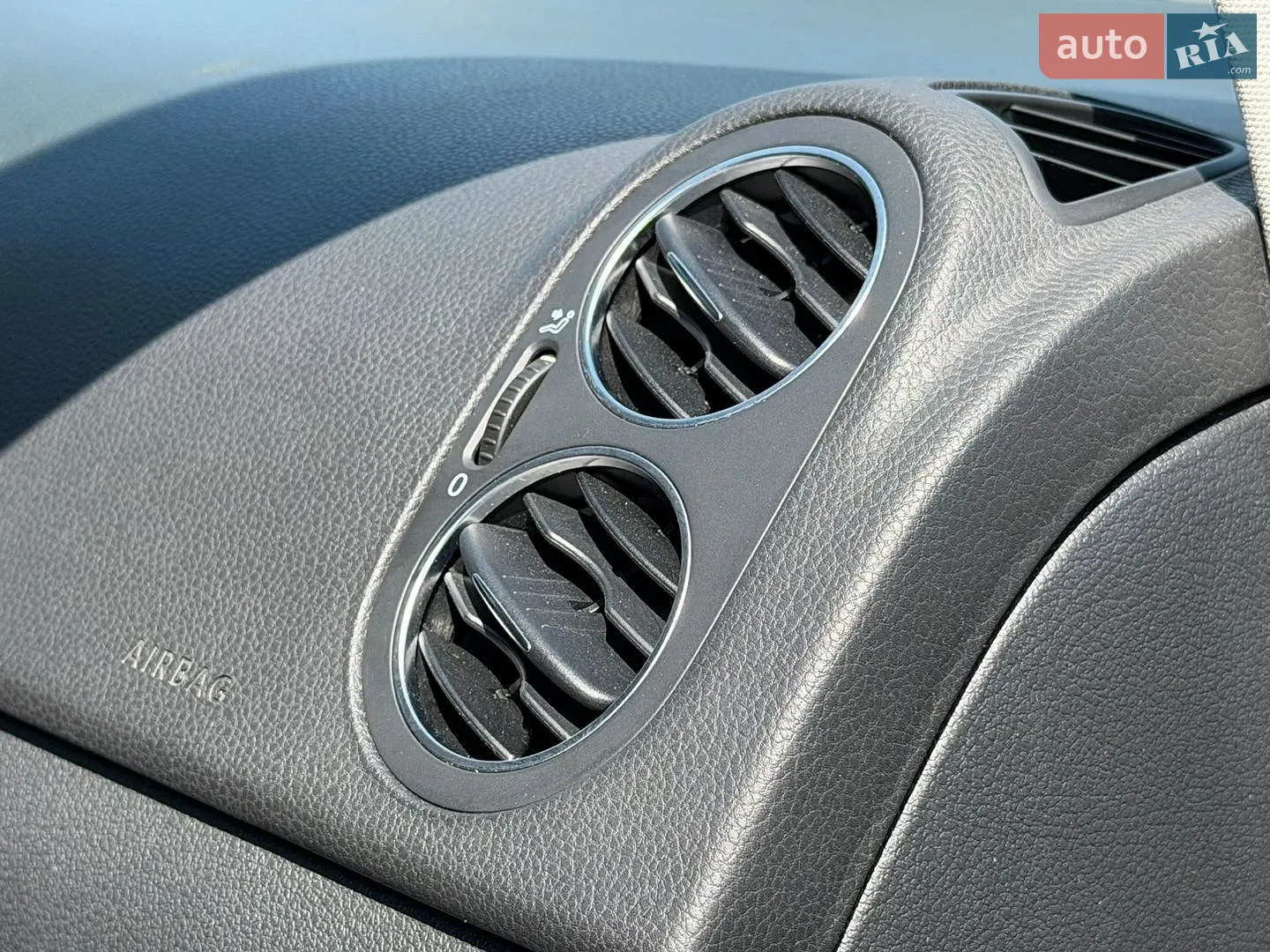 2010 Volkswagen Golf Plus - мініатюра 37