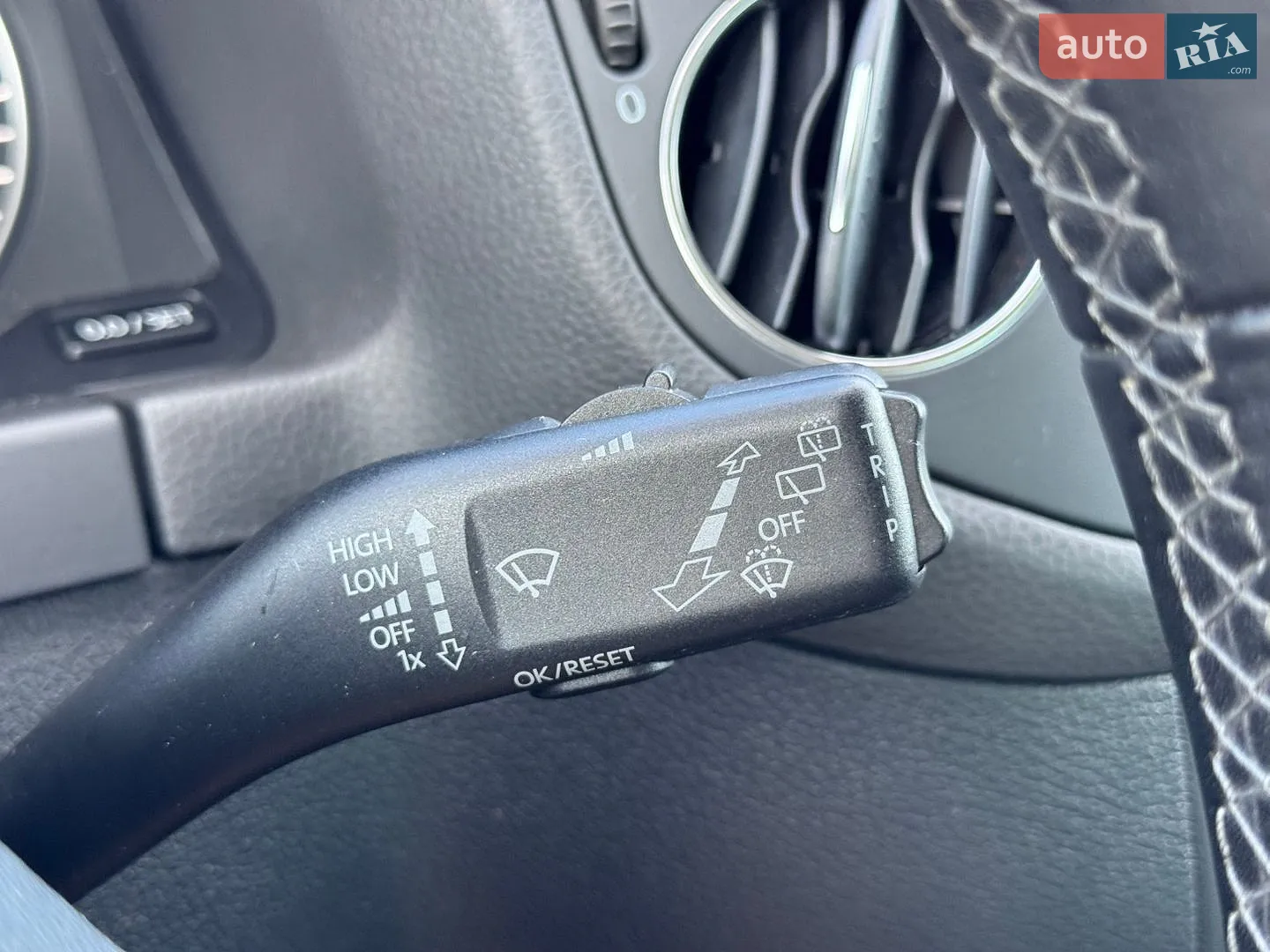 2011 Volkswagen Golf Plus - мініатюра 32