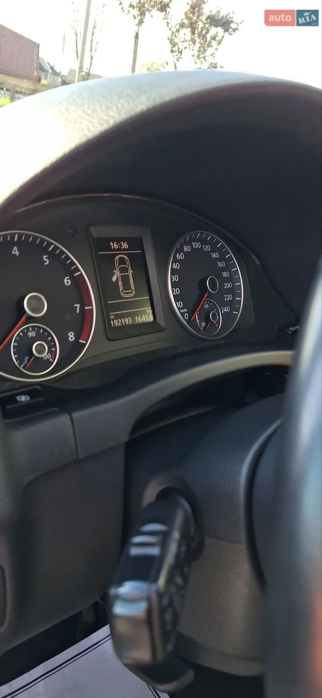 2010 Volkswagen Golf Plus - мініатюра 32