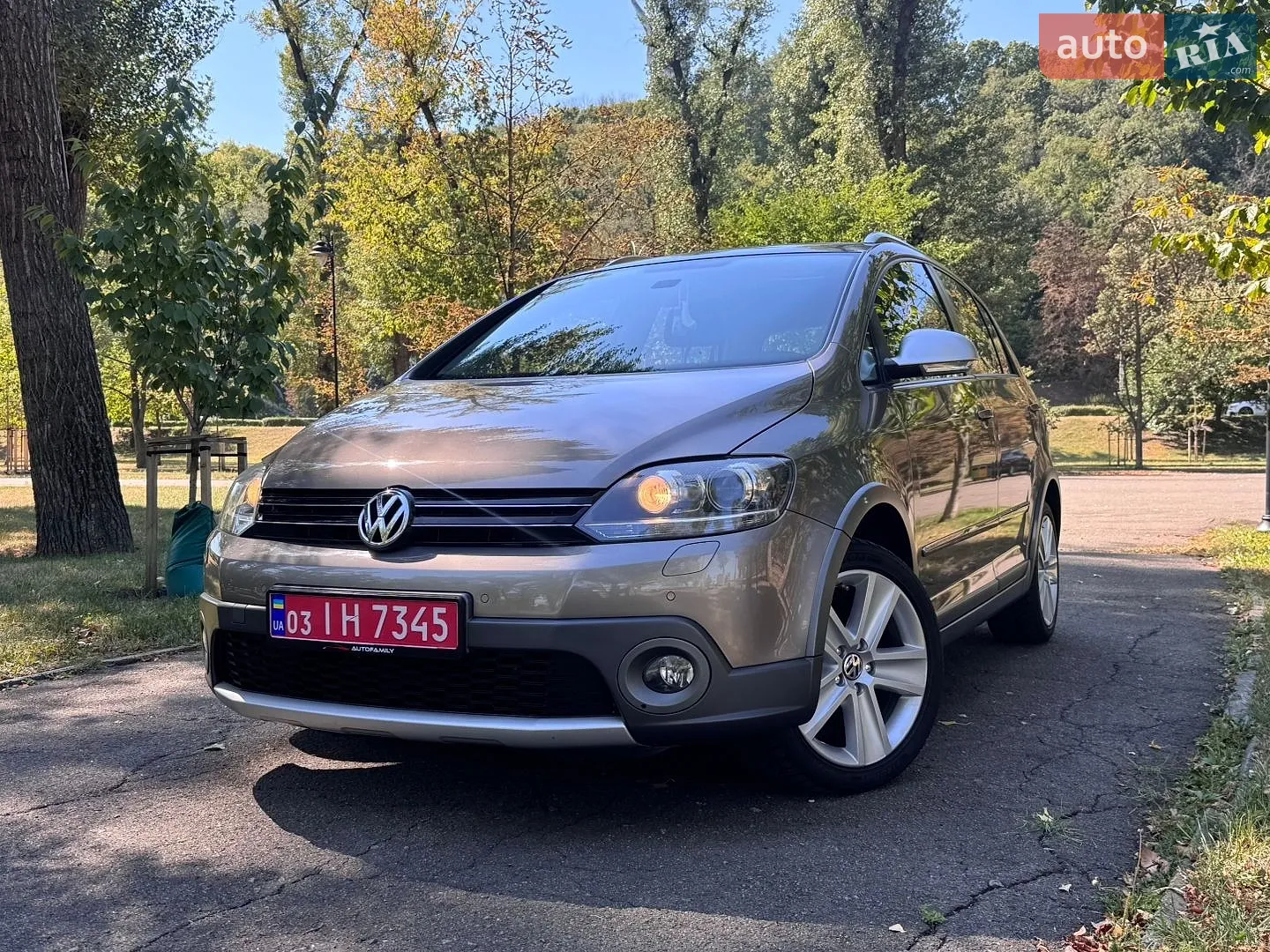2012 Volkswagen Golf Plus - фото 1