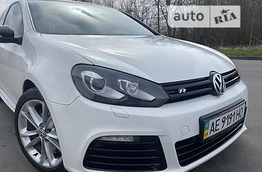 Хэтчбек Volkswagen Golf R 2012 в Киеве