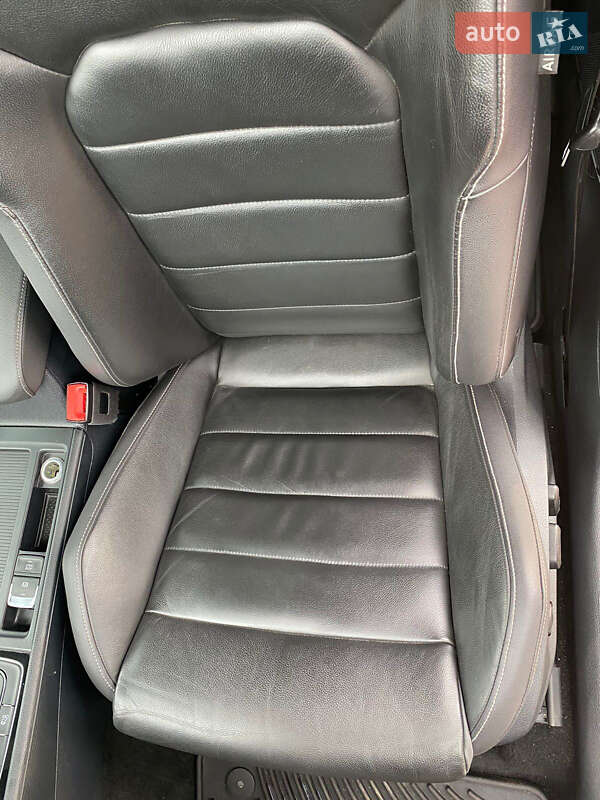 Хетчбек Volkswagen Golf R 2015 в Хорошеві