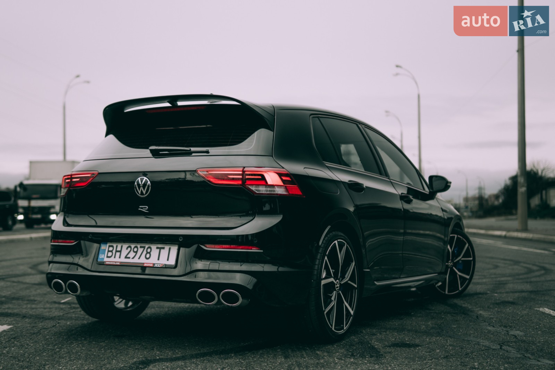 2022 Volkswagen Golf R - мініатюра 10