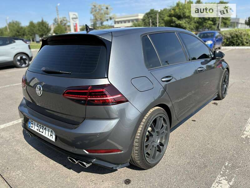 Хэтчбек Volkswagen Golf R 2019 в Пирятине