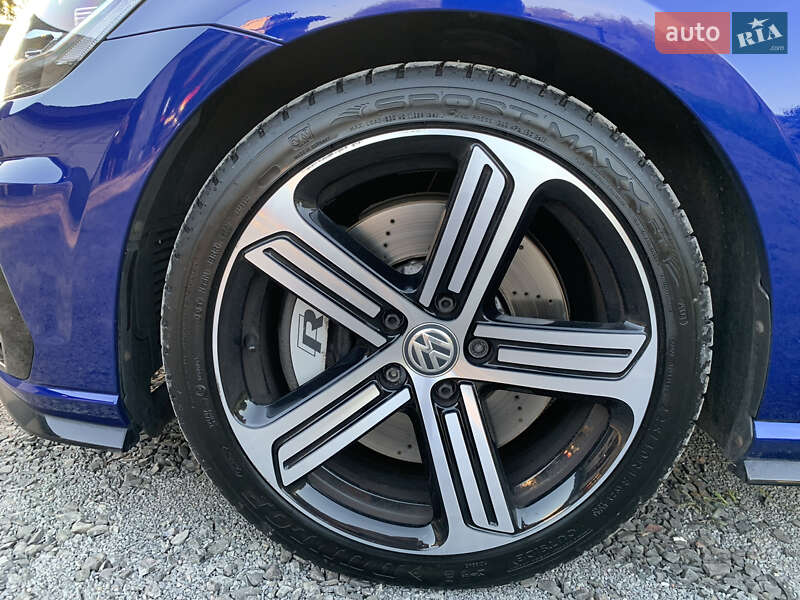 Універсал Volkswagen Golf R 2019 в Ковелі