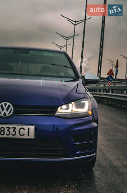 Хетчбек Volkswagen Golf R 2015 в Києві