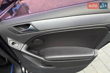 Хетчбек Volkswagen Golf R 2012 в 