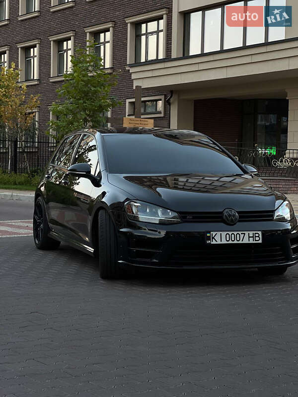 Volkswagen Golf R 2015