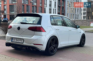 Хетчбек Volkswagen Golf R 2018 в 