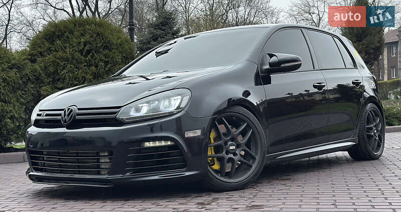 Volkswagen Golf R 2012