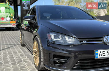Хетчбек Volkswagen Golf R 2016 в 
