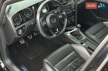 Хетчбек Volkswagen Golf R 2016 в 