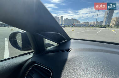 Хетчбек Volkswagen Golf R 2015 в 