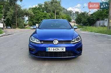 Хэтчбек Volkswagen Golf R 2019 в Киеве
