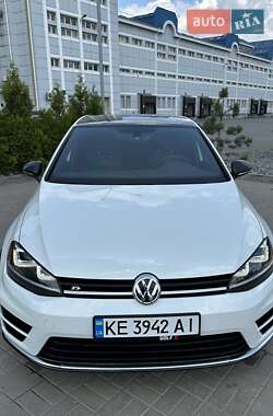 Хетчбек Volkswagen Golf R 2017 в 
