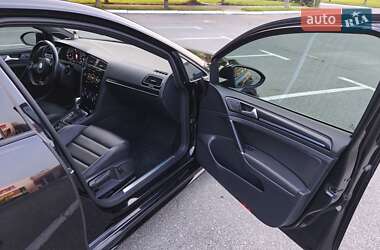 Хэтчбек Volkswagen Golf R 2019 в 