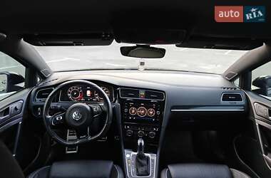 Хэтчбек Volkswagen Golf R 2019 в 