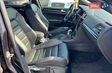 Хэтчбек Volkswagen Golf R 2018 в 