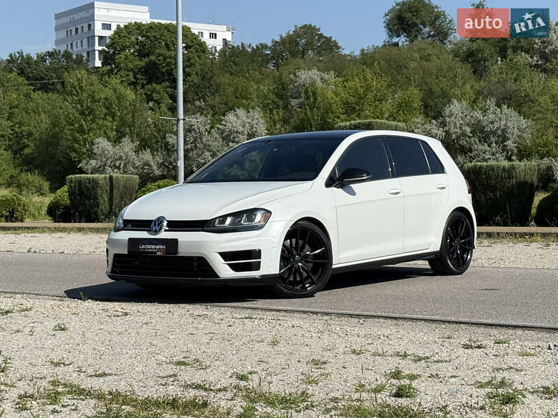 Volkswagen Golf R 2017