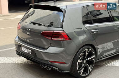 Хэтчбек Volkswagen Golf R 2019 в 
