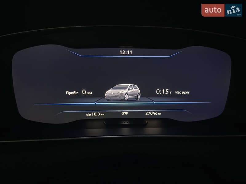 Хэтчбек Volkswagen Golf R 2019 в Киеве