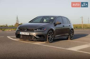 Хэтчбек Volkswagen Golf R 2017 в Хмельницком
