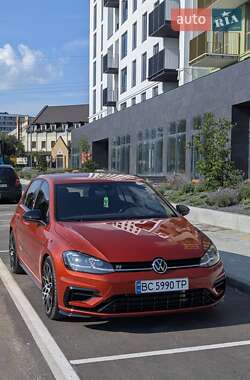 Хетчбек Volkswagen Golf R 2018 в Львові