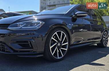 Хэтчбек Volkswagen Golf R 2016 в Днепре