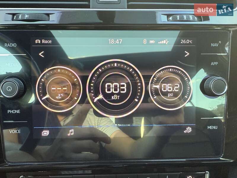 Хэтчбек Volkswagen Golf R 2018 в Харькове