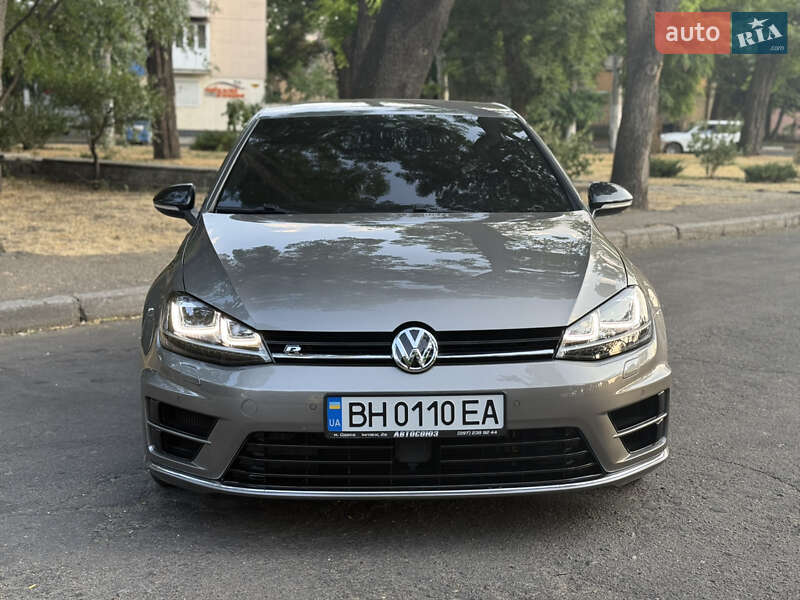 Хэтчбек Volkswagen Golf R 2016 в Одессе
