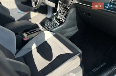 Хэтчбек Volkswagen Golf R 2014 в 