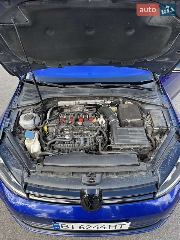 Хетчбек Volkswagen Golf R 2016 в Полтаві