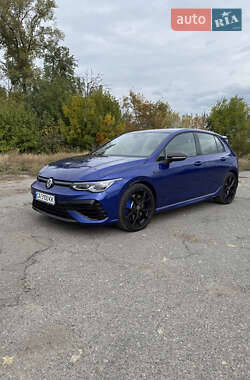 Хэтчбек Volkswagen Golf R 2023 в Корсуне-Шевченковском