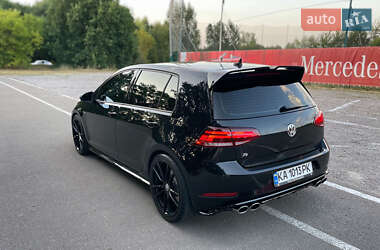 Хэтчбек Volkswagen Golf R 2019 в 