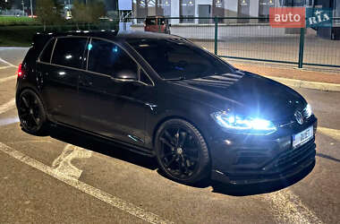 Хэтчбек Volkswagen Golf R 2019 в 