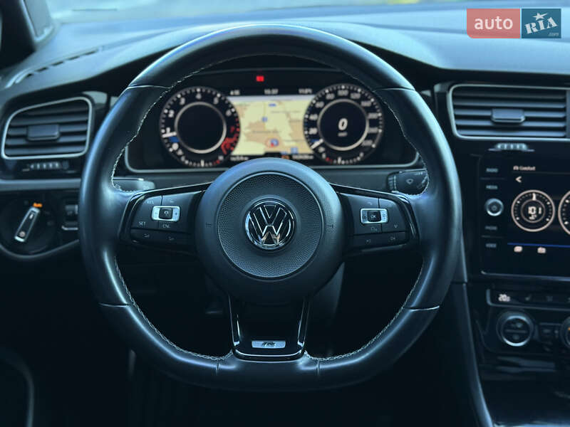 Хэтчбек Volkswagen Golf R 2017 в Хмельницком фото 55 Хэтчбек Volkswagen Golf R 2017 в Хмельницком