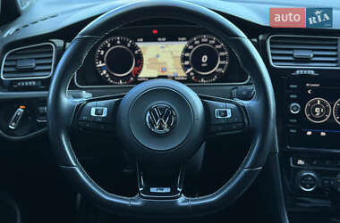 Хэтчбек Volkswagen Golf R 2017 в 