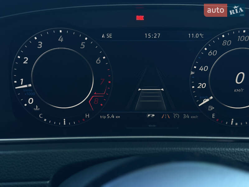 Хэтчбек Volkswagen Golf R 2017 в Хмельницком фото 65 Хэтчбек Volkswagen Golf R 2017 в Хмельницком
