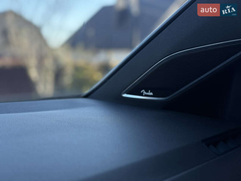 Хэтчбек Volkswagen Golf R 2017 в Хмельницком фото 90 Хэтчбек Volkswagen Golf R 2017 в Хмельницком