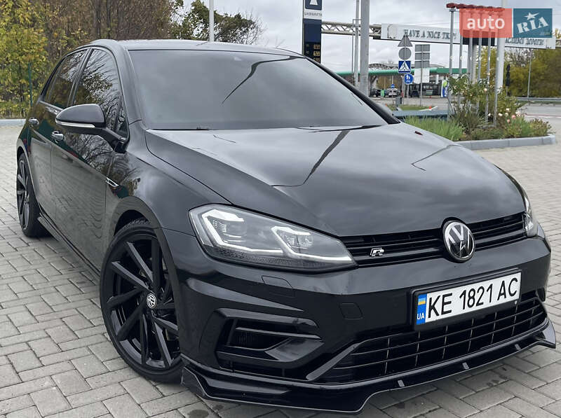 Хетчбек Volkswagen Golf R 2016 в Дніпрі