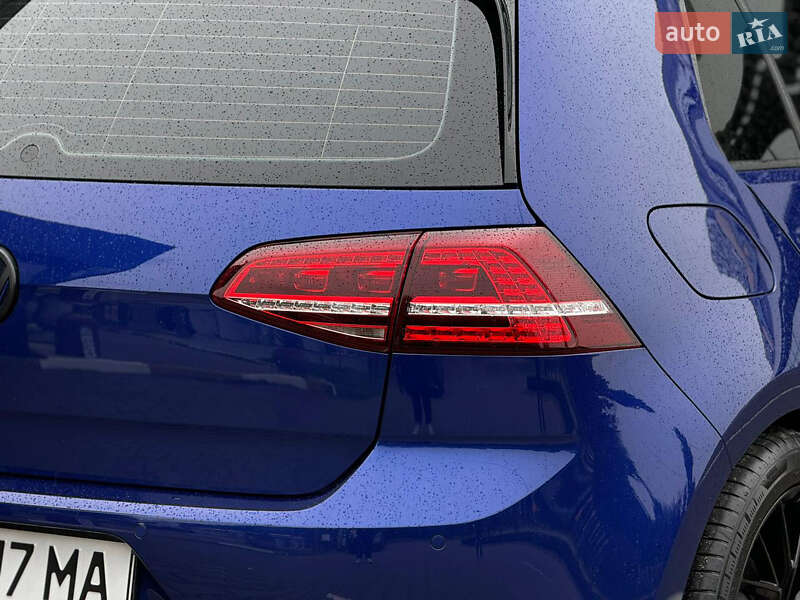 Хэтчбек Volkswagen Golf R 2014 в Киеве фото 36 Хэтчбек Volkswagen Golf R 2014 в Киеве
