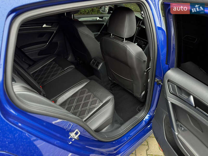 Хэтчбек Volkswagen Golf R 2014 в Киеве фото 77 Хэтчбек Volkswagen Golf R 2014 в Киеве